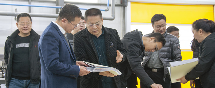 侯景滨走访印刷、影像市场